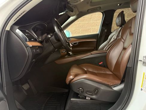 Used 2018 Volvo XC90 T6 Inscription w/ Convenience Package image 40