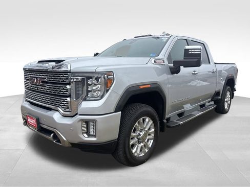 Used 2021 GMC Sierra 2500 Denali w/ Technology Package image 2