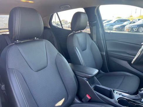 Used 2024 Buick Encore GX Preferred FWD image 23