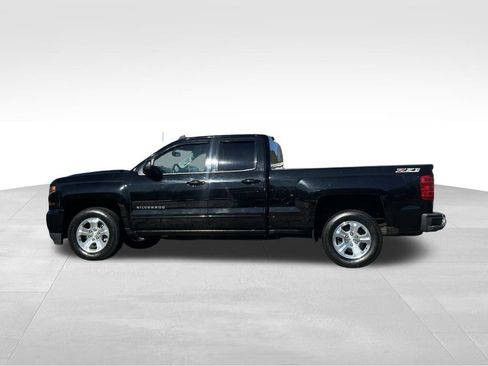 Used 2017 Chevrolet Silverado 1500 LT w/ All Star Edition image 8