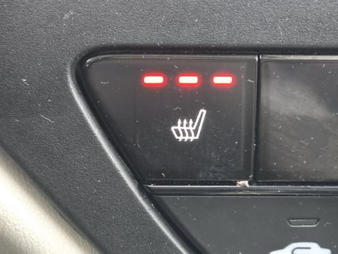 Certified 2023 Honda Accord EX image 8