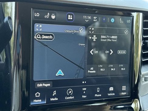Used 2022 RAM 2500 Laramie w/ Chrome Appearance Group AWD/4WD image 32