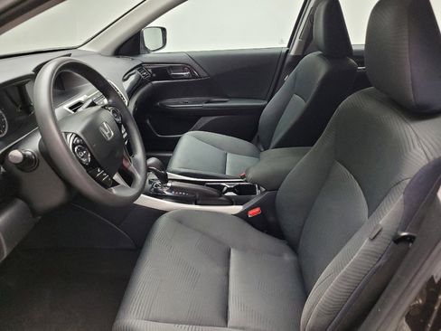 Used 2016 Honda Accord LX image 17
