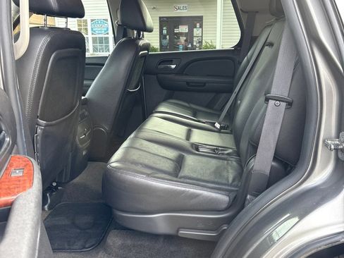 Used 2009 GMC Yukon SLT image 10