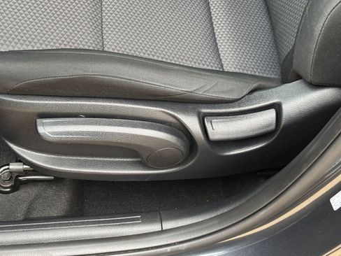 Used 2025 Kia Soul LX w/ LX Technology Package image 22