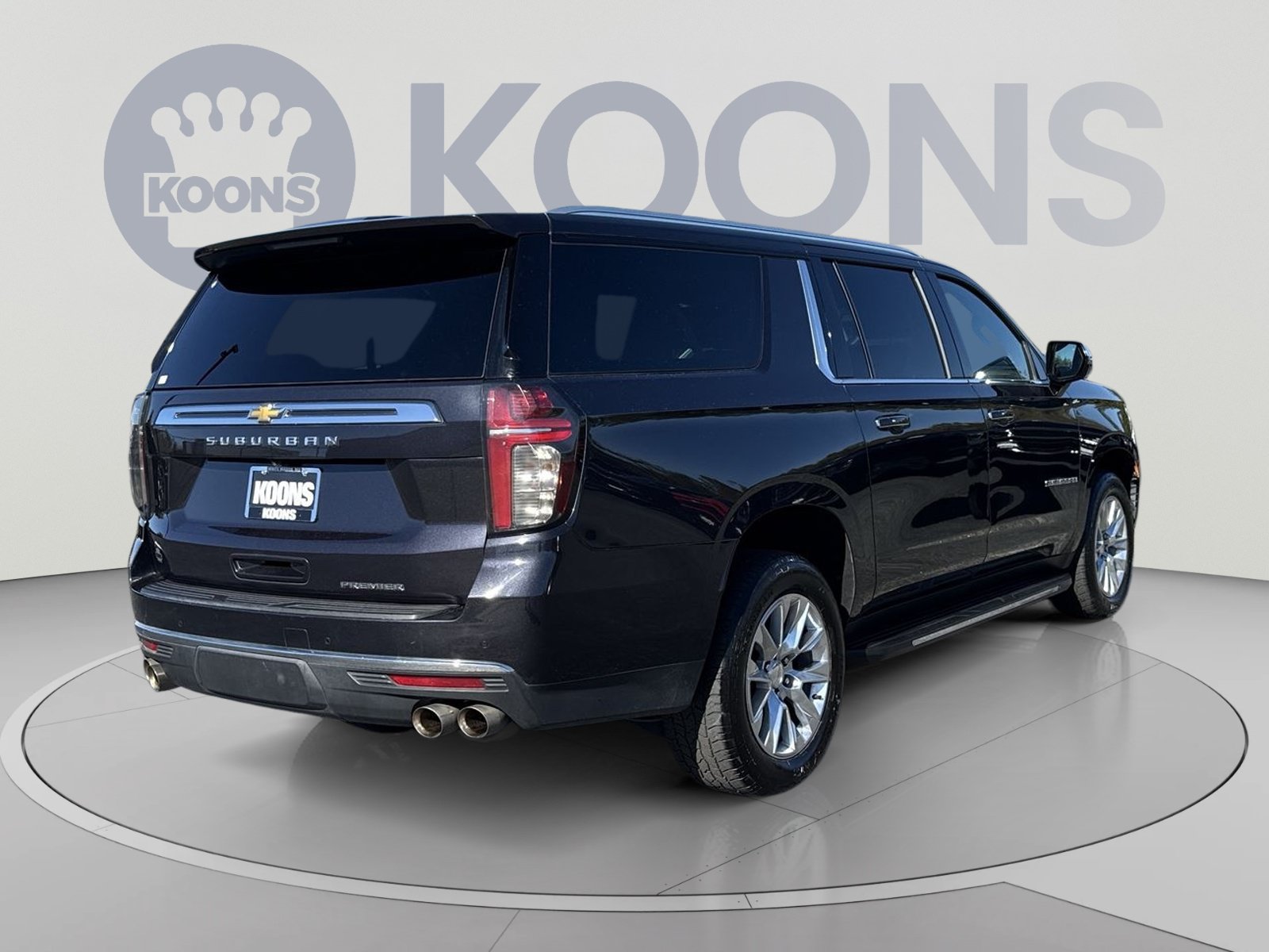 Used 2023 Chevrolet Suburban Premier AWD/4WD image 11