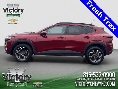 Used 2024 Chevrolet Trax LT image 3