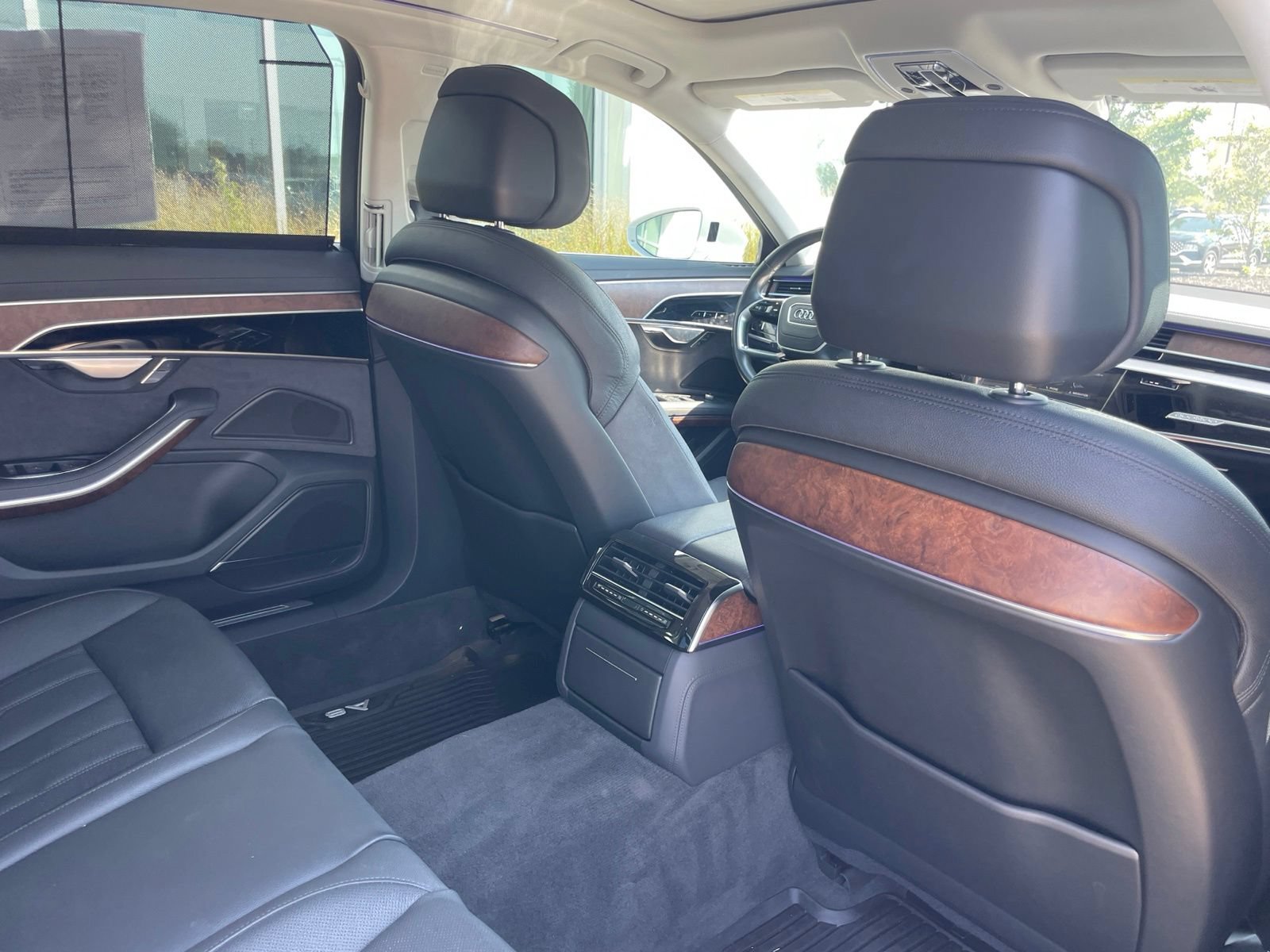 Used 2023 Audi A8 L 3.0T AWD/4WD image 62