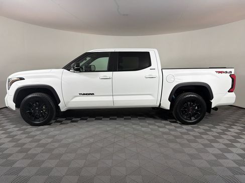 Used 2025 Toyota Tundra Limited AWD/4WD image 6