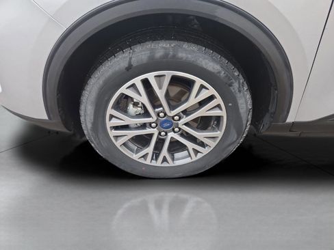 Certified 2020 Ford Escape SEL image 25