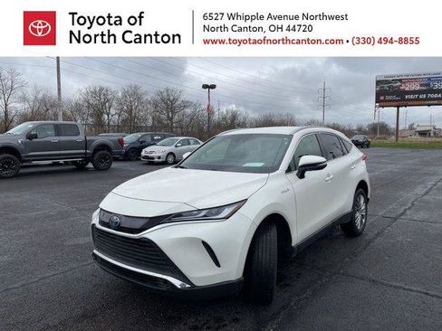 Certified 2021 Toyota Venza XLE w/ Softex Package image 1