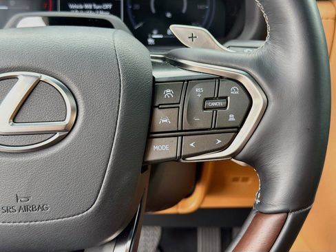 Used 2026 Lexus LX 600 4WD w/ Luxury Package image 41