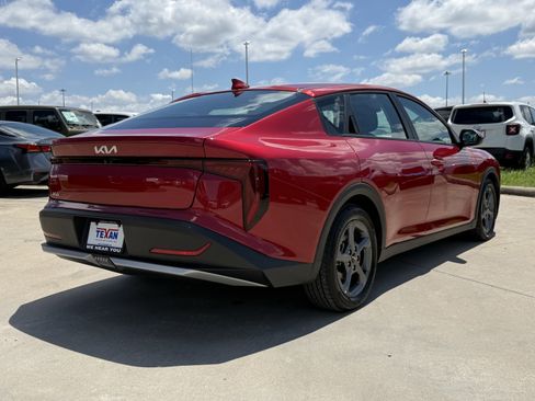 Used 2025 Kia K4 FWD image 5