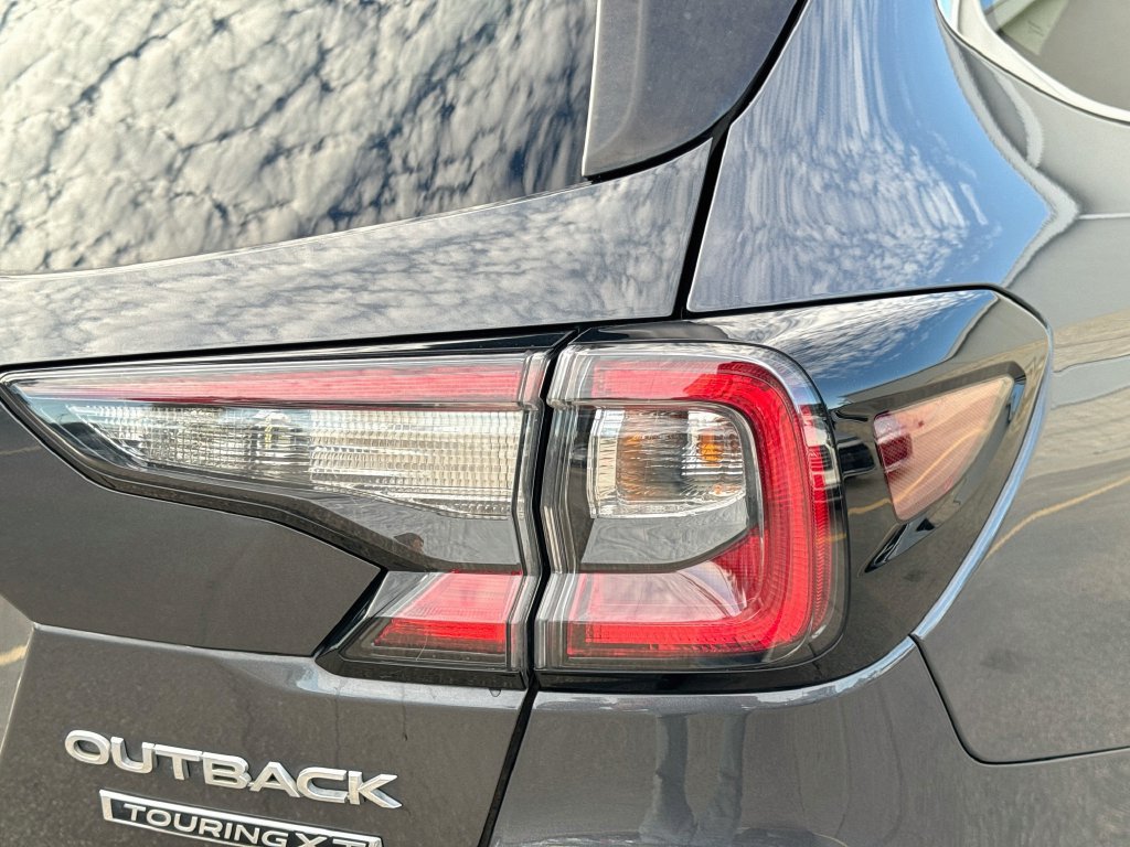 Used 2020 Subaru Outback Touring XT AWD/4WD image 34