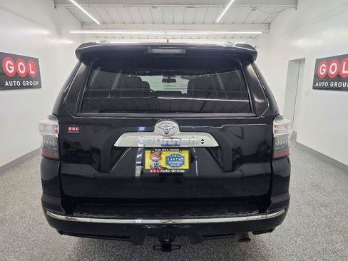 Used 2018 Toyota 4Runner Limited AWD/4WD image 5
