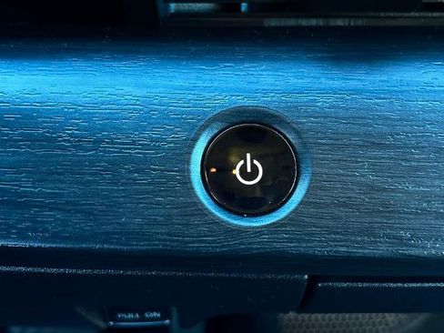 Certified 2024 Nissan Ariya AWD image 23