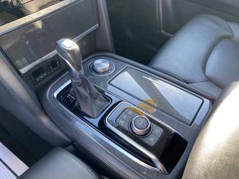 Used 2023 Nissan Armada SV image 21