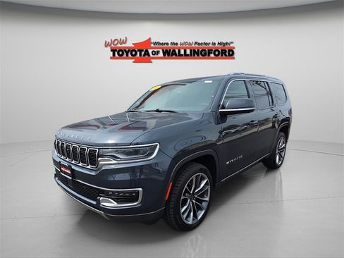 Used 2022 Jeep Wagoneer Series III w/ Premium Group I image 14