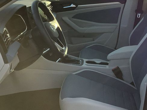 New 2025 Volkswagen Jetta SE image 22