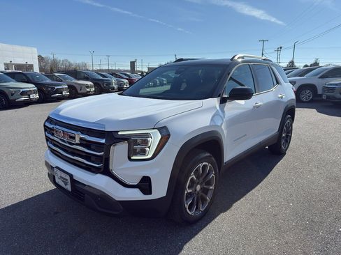 New 2026 GMC Terrain Elevation w/ Elevation Premium Package image 2