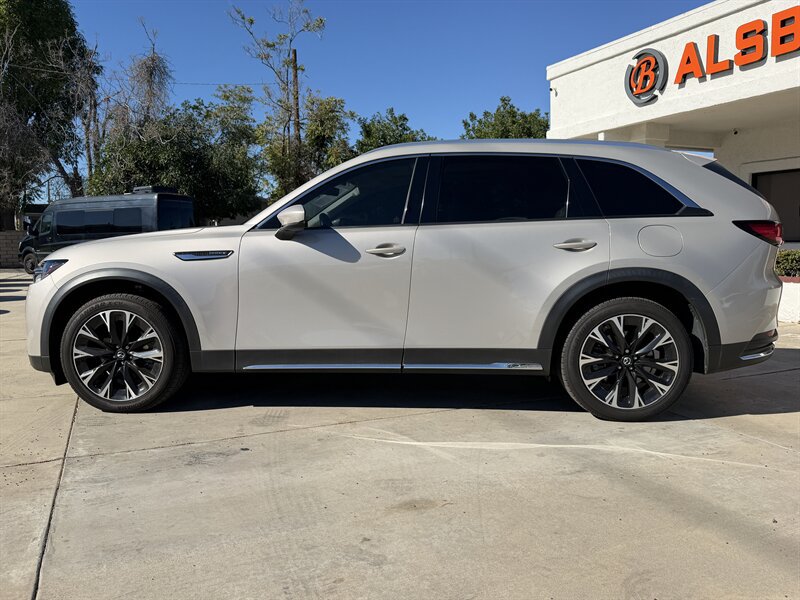 Used 2024 MAZDA CX-90 Plug-In Hybrid w/ Premium Pkg AWD/4WD image 2