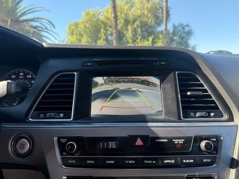 Used 2017 Hyundai Sonata Limited image 24