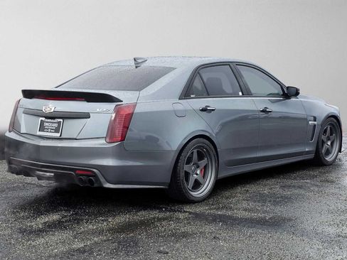 Used 2019 Cadillac CTS V w/ Carbon Fiber Package RWD image 3