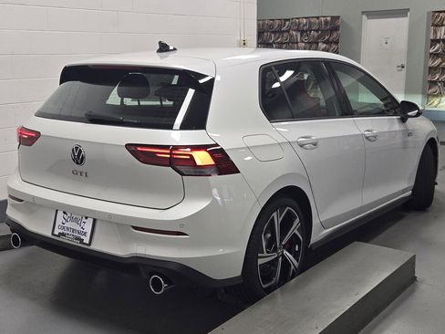 New 2025 Volkswagen GTI SE image 6