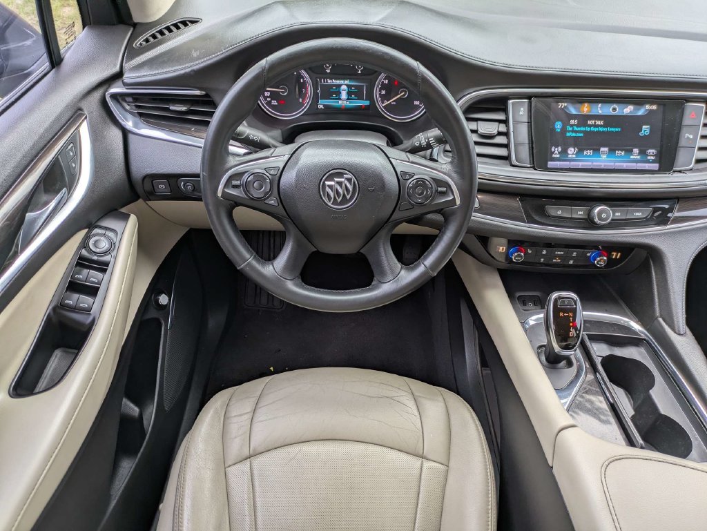 Used 2019 Buick Enclave Essence FWD image 16