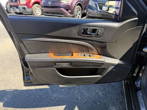 Used 2008 Cadillac STS w/ Preferred Equipment Group image 16