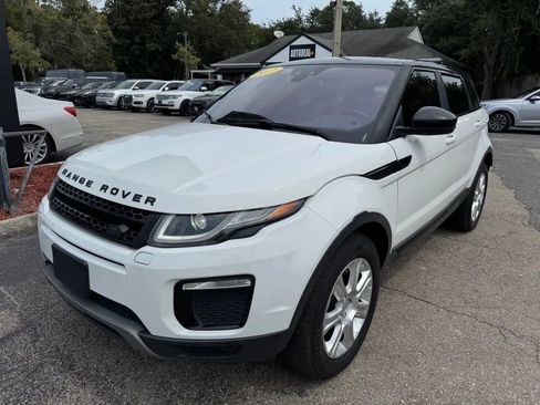 Used 2017 Land Rover Range Rover Evoque SE Premium image 1