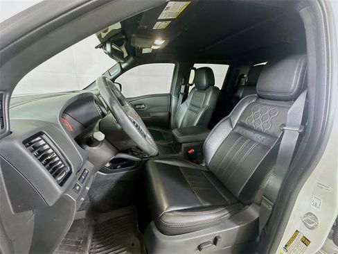 Used 2022 Nissan Frontier PRO-4X w/ Pro-4X Premium Package image 15