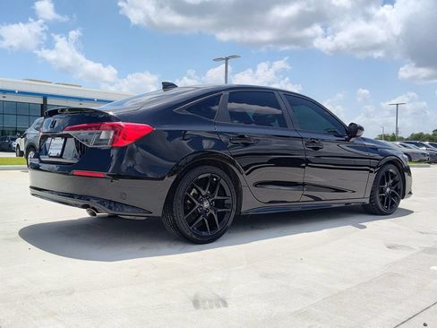 Used 2024 Honda Civic Sport image 9