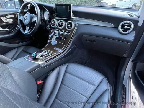 Used 2016 Mercedes-Benz GLC 300 w/ Premium Package image 16