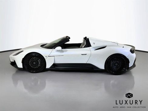 Used 2023 Maserati MC20 Spyder RWD image 9