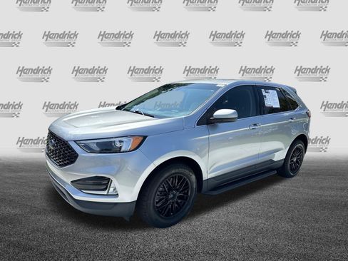 Used 2024 Ford Edge SEL w/ Convenience Package AWD/4WD image 5