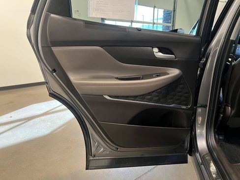 Used 2019 Hyundai Santa Fe Limited image 31