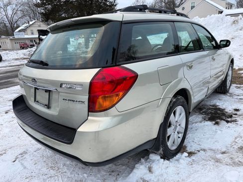 Used 2007 Subaru Outback 2.5i Limited image 5