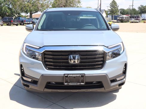 Used 2023 Honda Ridgeline RTL-E image 2