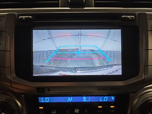 Used 2016 Toyota 4Runner SR5 AWD/4WD image 22