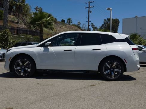 Used 2026 BMW iX xDrive45 AWD/4WD image 22