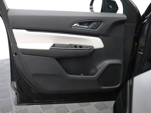 Used 2025 Honda Prologue Touring image 11