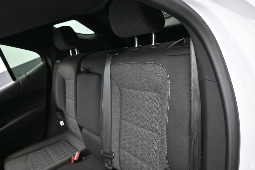 Used 2024 Chevrolet Equinox LT FWD image 30