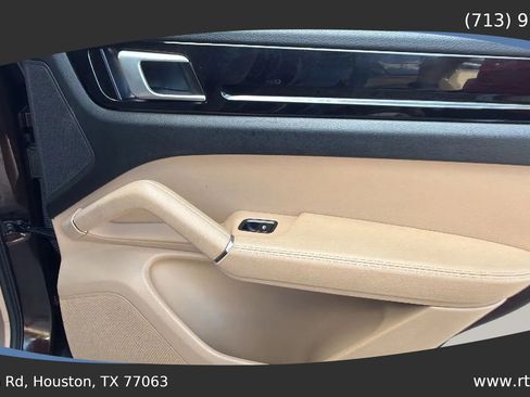 Used 2019 Porsche Cayenne AWD/4WD image 38