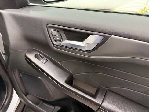 New 2024 Ford Escape SE image 22