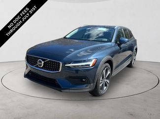 New 2026 Volvo V60 B5 Cross Country Plus w/ Protection Package Premier AWD/4WD video 1