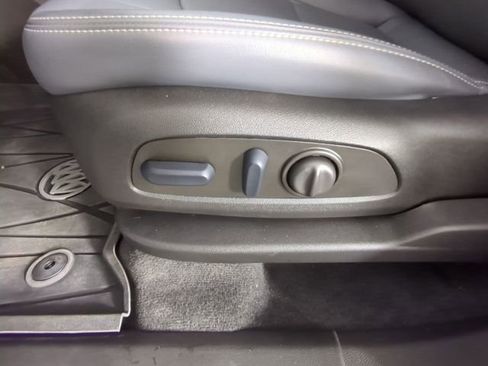 Used 2024 Buick Enclave Essence w/ LPO, Floor Liner Package image 31