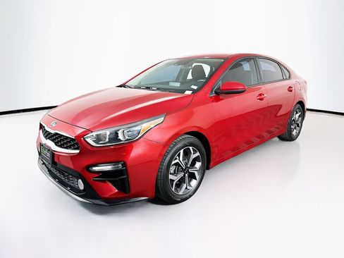 Used 2019 Kia Forte LXS FWD image 3