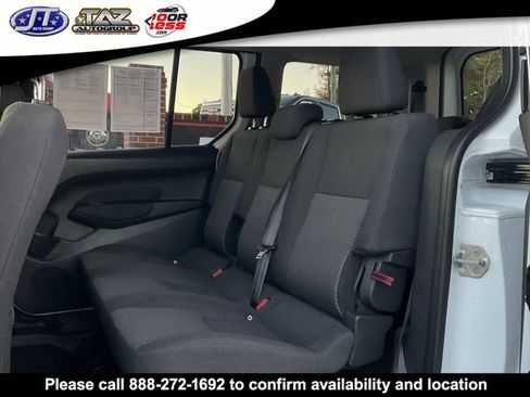 Used 2017 Ford Transit Connect XL image 11