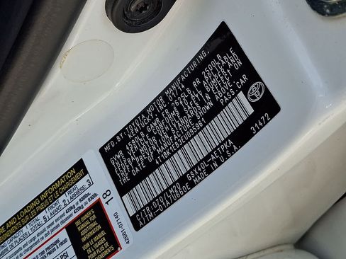 Used 2014 Toyota Avalon Limited FWD image 30